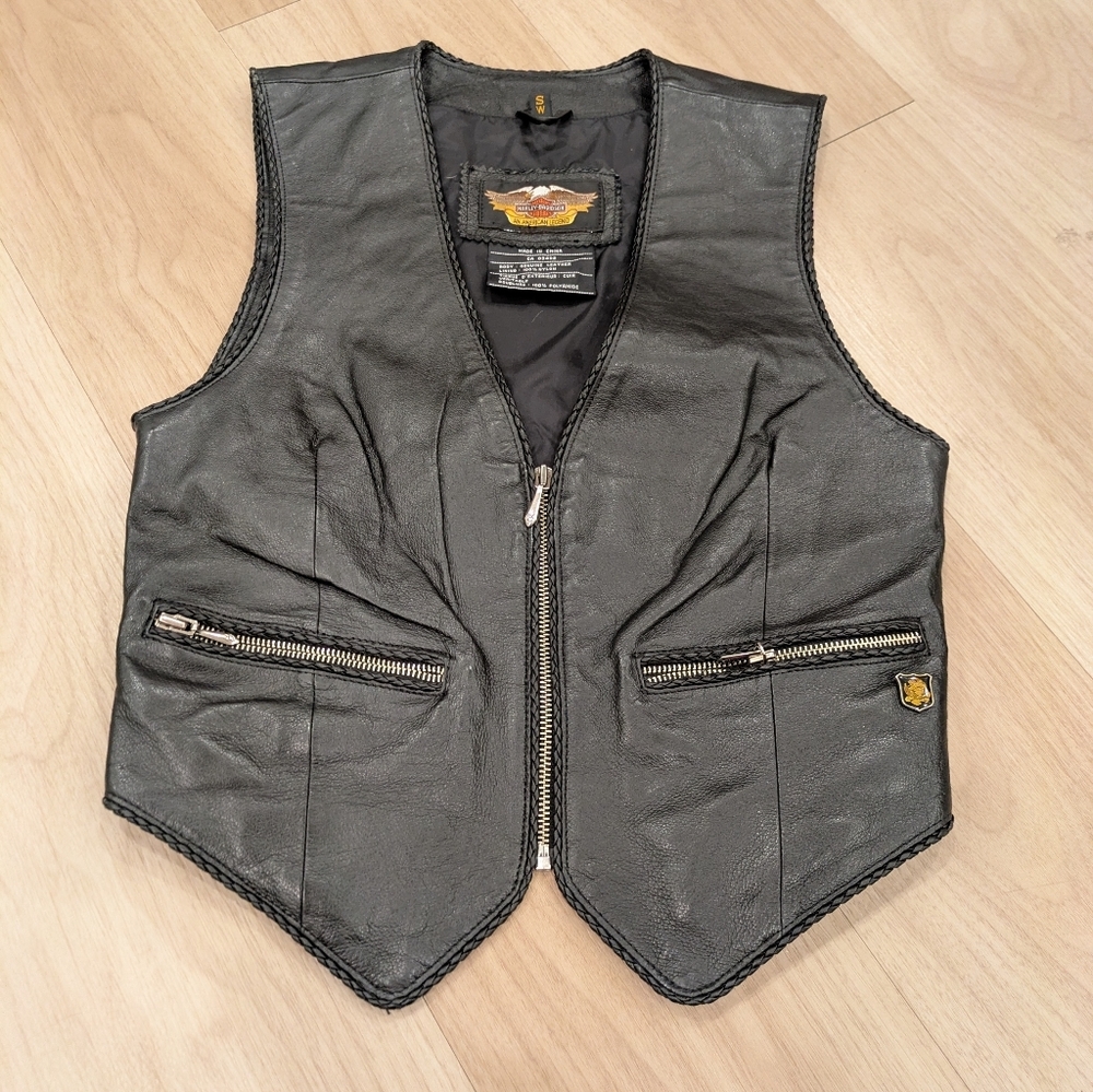 Harley Davison Vest Black Leather With Logo Embroidered On Back Size S